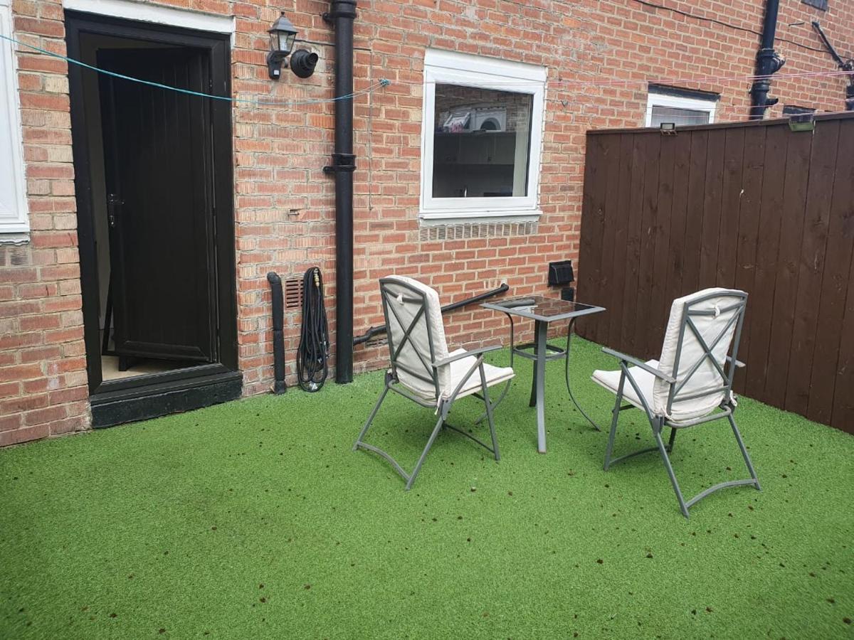 Og Stays Ii- 3Bedroom House Near Nissan & Stadium, Free Parking サンダーランド エクステリア 写真