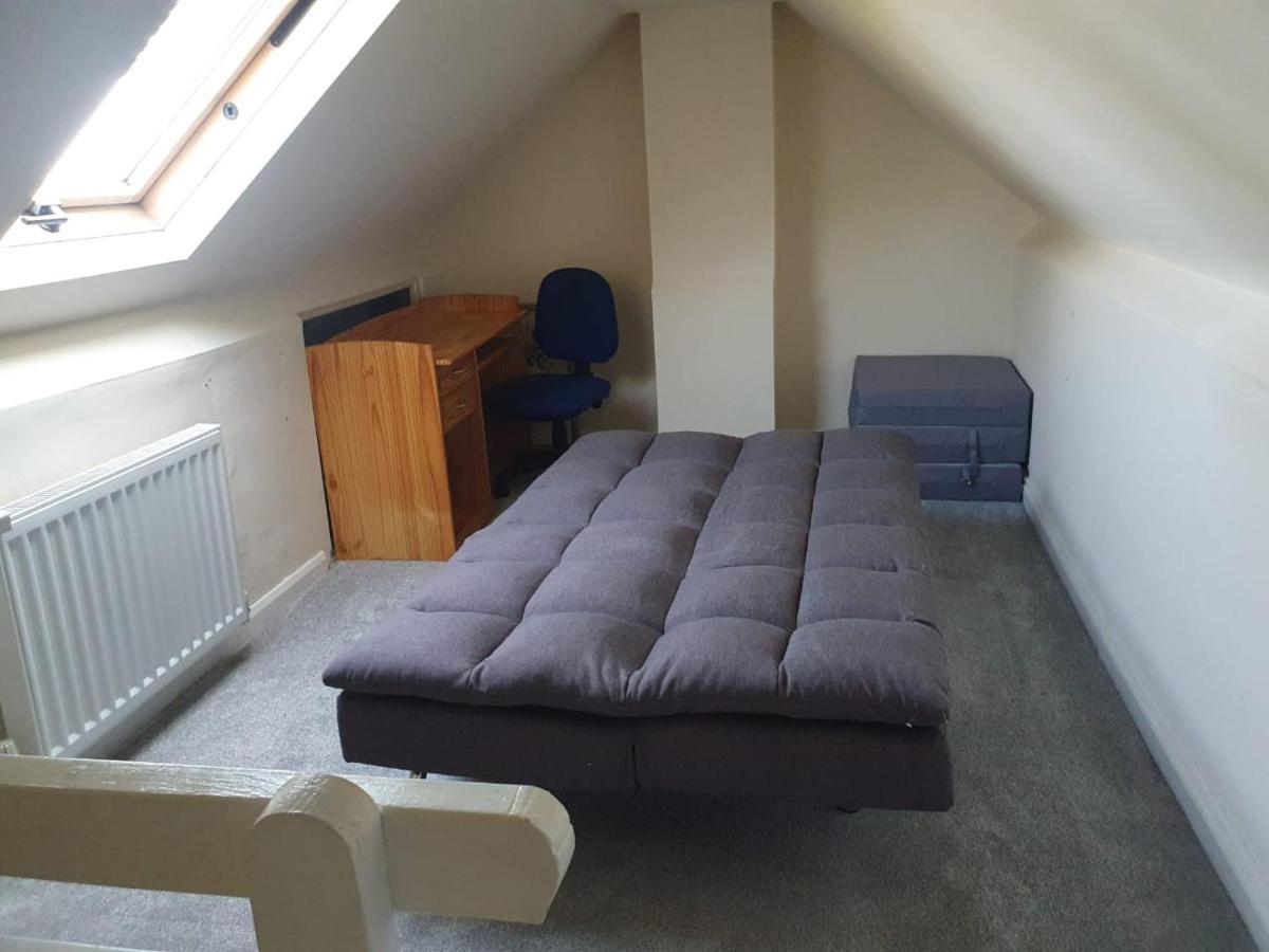 Og Stays Ii- 3Bedroom House Near Nissan & Stadium, Free Parking サンダーランド エクステリア 写真
