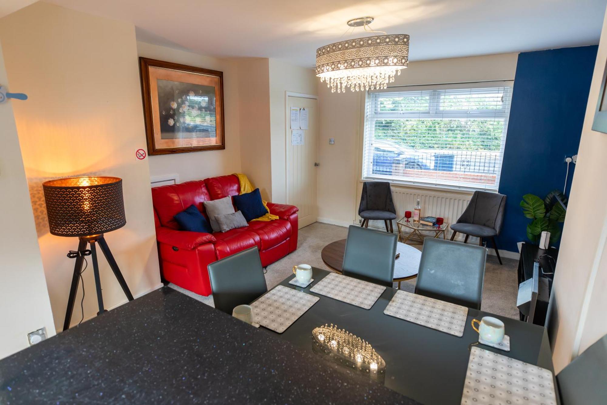 Og Stays Ii- 3Bedroom House Near Nissan & Stadium, Free Parking サンダーランド エクステリア 写真
